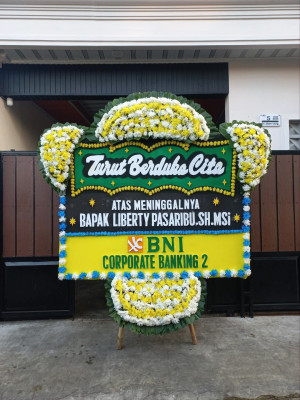 Papan Bunga Duka di Mangsang